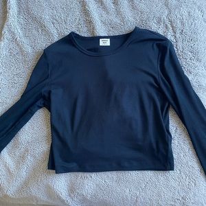 Aritzia Sunday best longsleeve